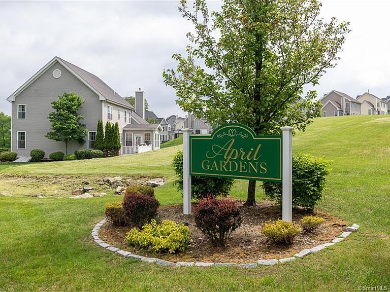 12 April Gardens Rd Seymour, CT, 06483 Apartments for Rent Zillow
