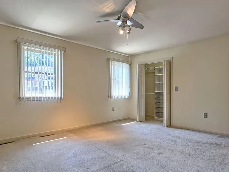 50 Ironstone Dr — Photo 13