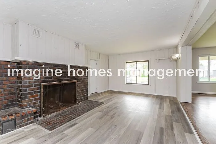 5365 Butler Hill Estates Dr — Photo 6