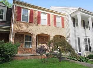 9848 Burke Pond Ln, Burke, VA 22015