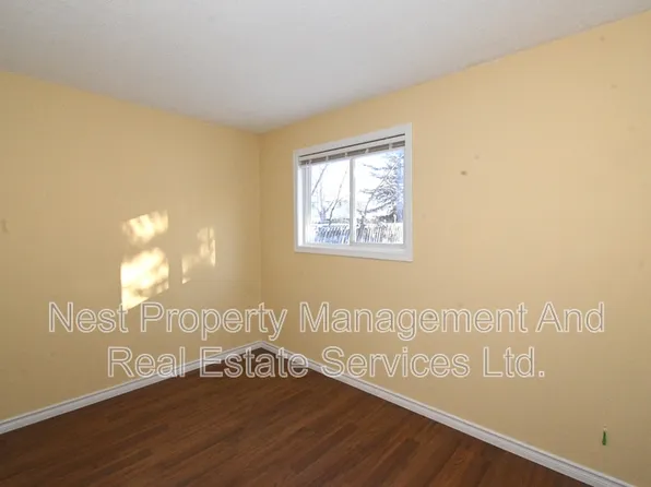 2424B Oak St #1, Prince George, BC V2L 1Y7