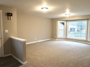 81125 Miles Rd, East Amherst, NY 14051