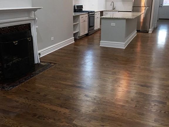 4th image of 419 W Belden Ave APT 3