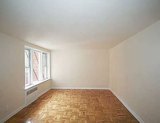 Rented by SW Queens Mezzanine | media 10