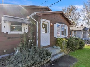 69 Polaski Ave, Chicopee, MA 01013