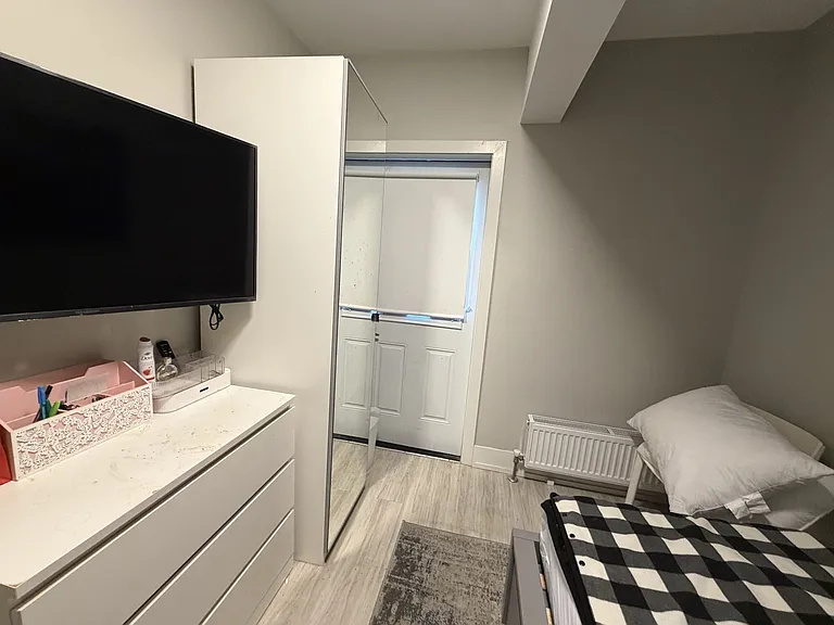 46 Nelson St #13 — Photo 14