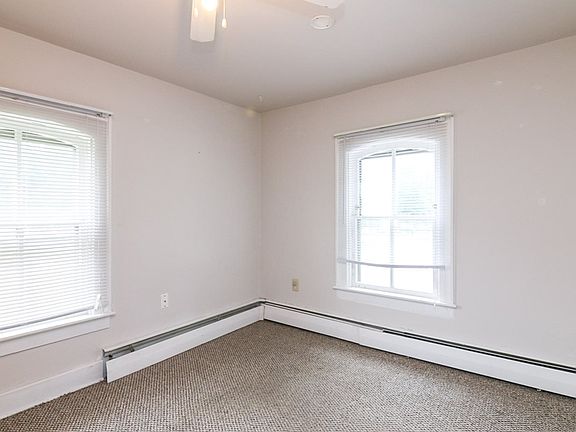 4th image of 1201-1203 Blue Mounds St