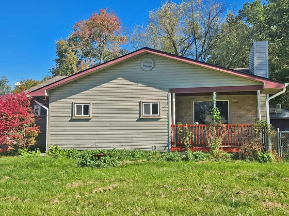 20061 Wilmot Rd, Belleville, MI 48111