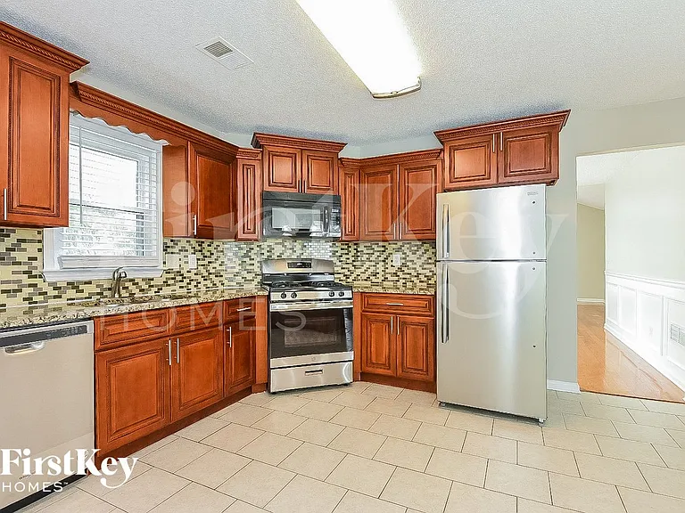 2606 Loring Rd NW — Photo 7