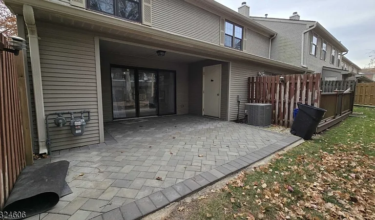 16 Lyon Ln — Photo 11