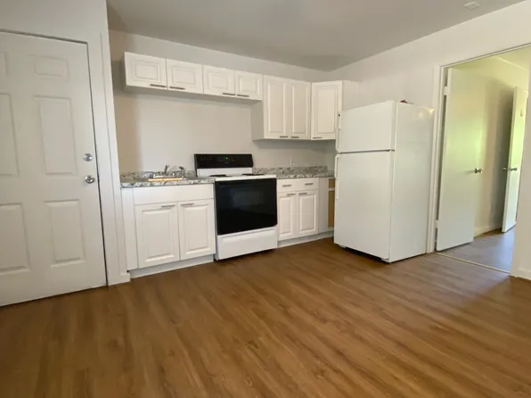 291 Lowell Ave #2, North Fort Myers, FL 33917