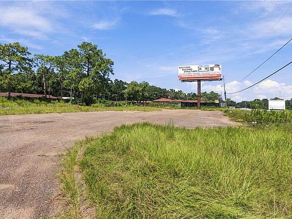 2nd image of 4400 Government Blvd