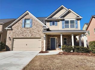 1402 Balvaird Dr, Lawrenceville, GA 30045