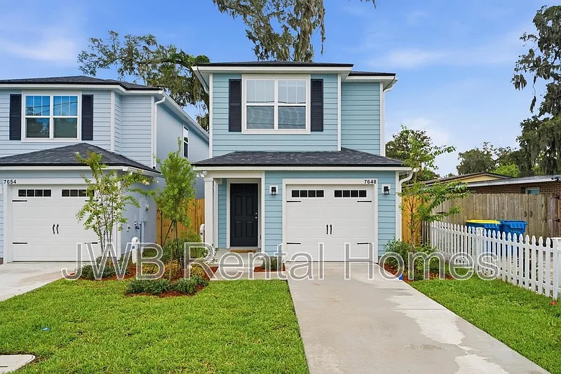 7648 Eaton Ave
