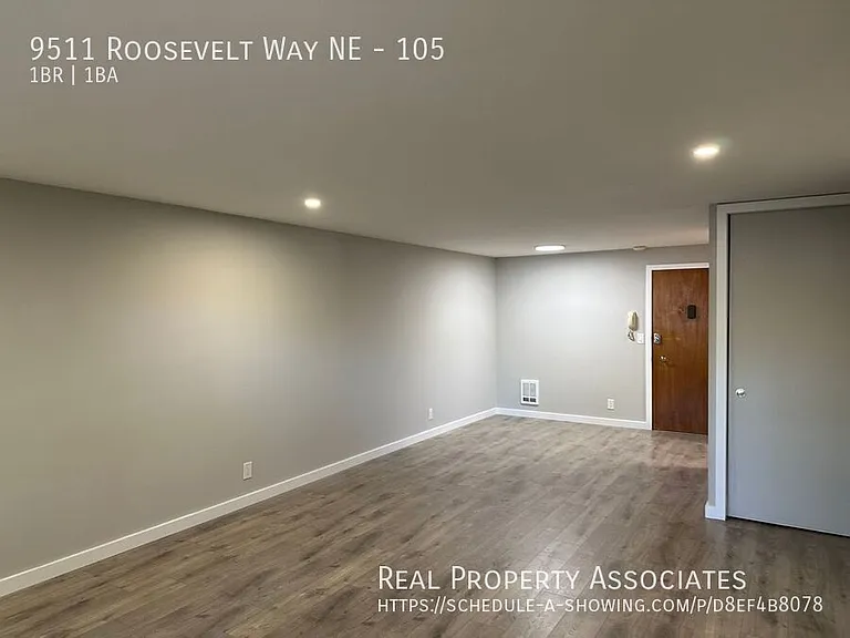 9511 Roosevelt Way NE #105 — Photo 3