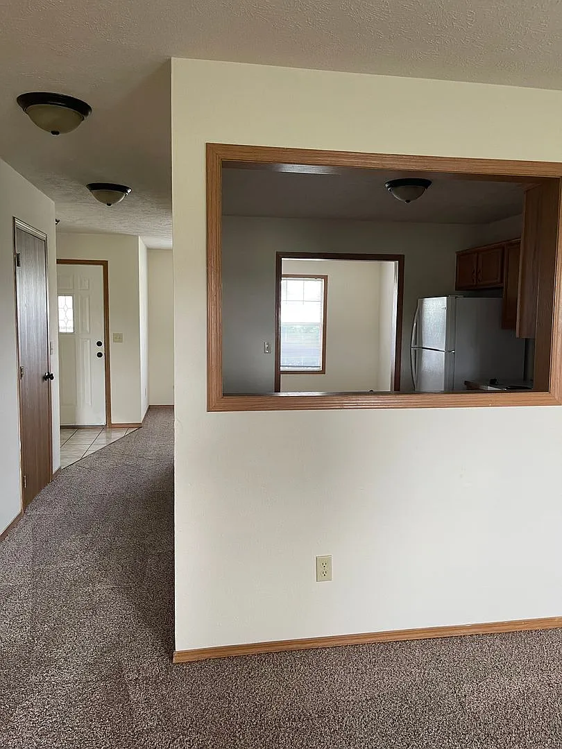 1282 - 1284 Pinhook Drive — Photo 3