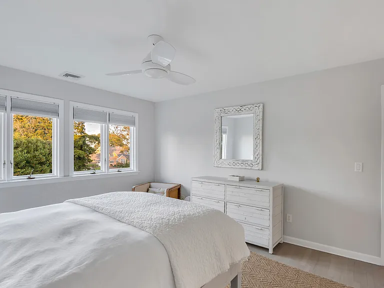 1055 Bay Home Rd — Photo 19