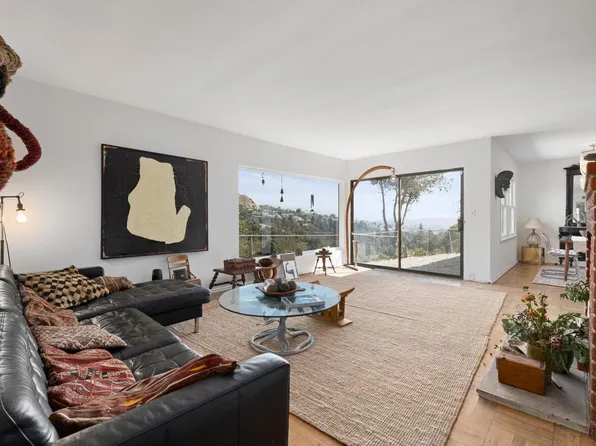 2294 Mountain Oak Dr, Los Angeles, CA 90068