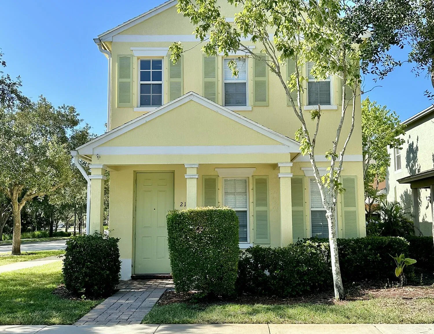 3 bed, 2.5 bath, 1582 sqft, $2,800 — Photo 1