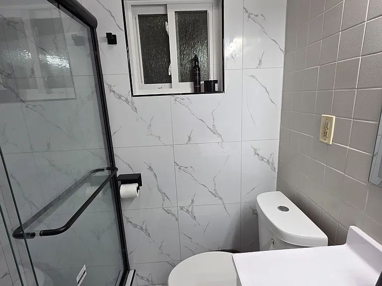 2731 Iowa St — Photo 13