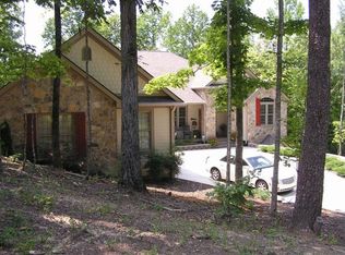 224 Burning Oaks Dr, Sevierville, TN 37876