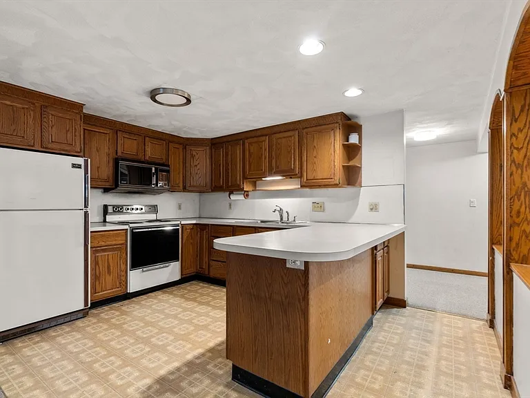 184 Linwood Ave #0 — Photo 3