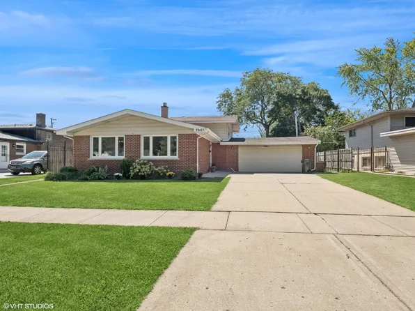 7941 Church St, Morton Grove, IL 60053