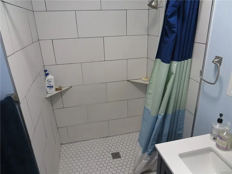 3923 S South Normandie Ave — Photo 6
