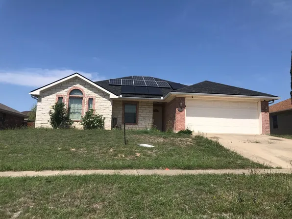 2207 Gail Dr, Copperas Cove, TX 76522