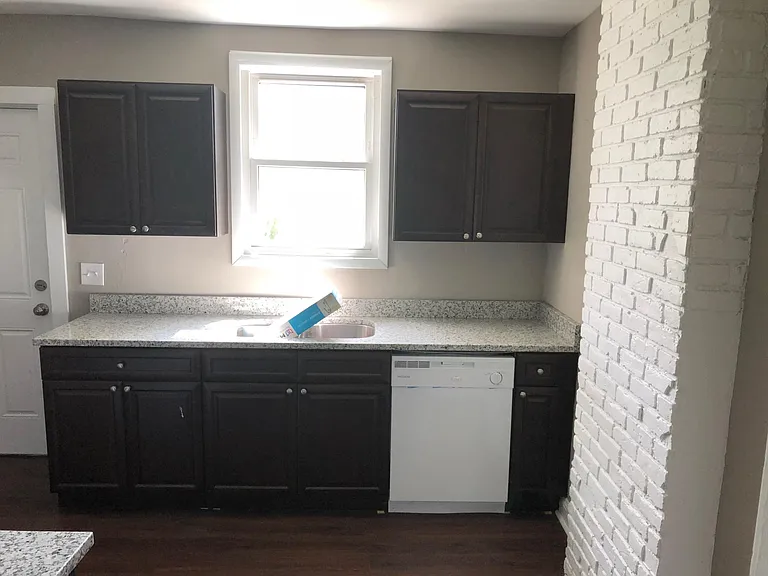366 S Yale Ave #364 — Photo 8
