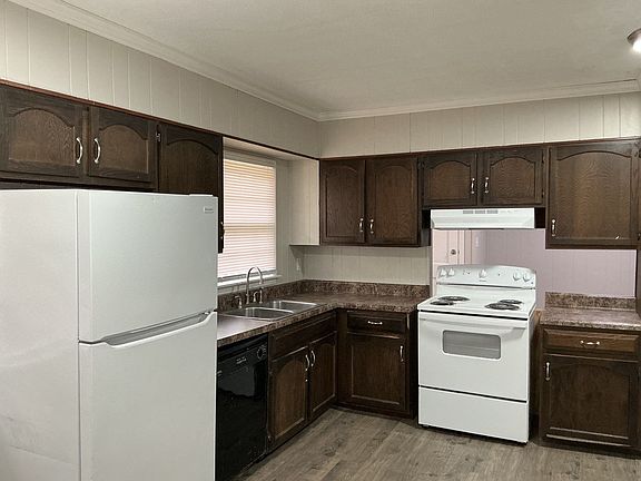 2nd image of 24 Carolane Dr #R