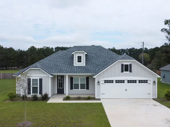 311 McNeal Heritage Cir, Hahira, GA 31632