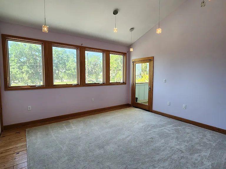 626 Water St — Photo 7
