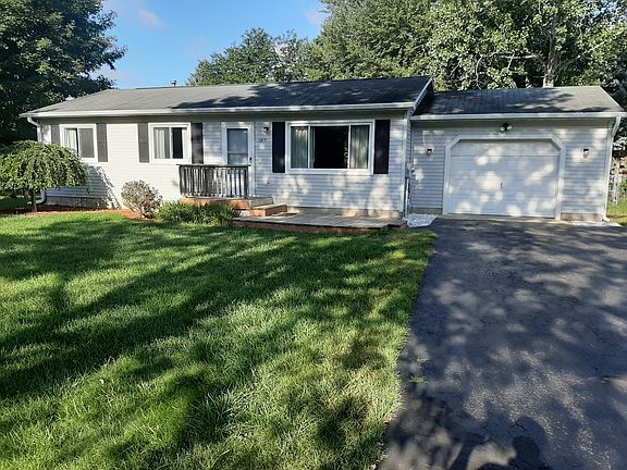 4th image of 1317 Silverwood Dr