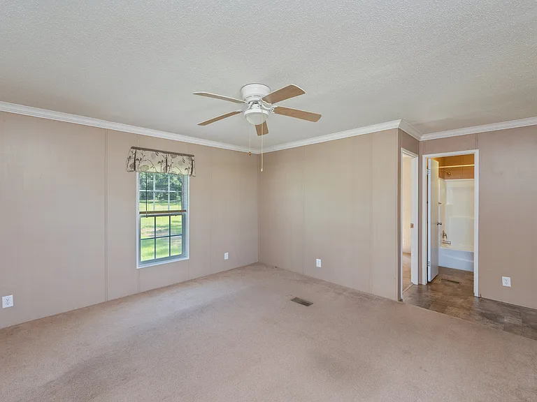 2295 Bermuda Ln — Photo 8