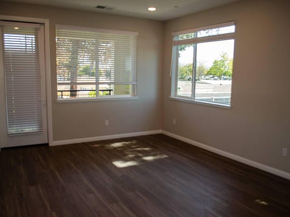 5th image of 679 Beechnut Ct