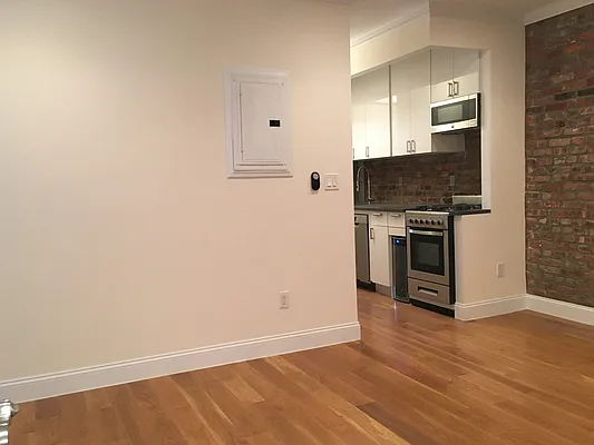 Rented by Urban Living | media 41