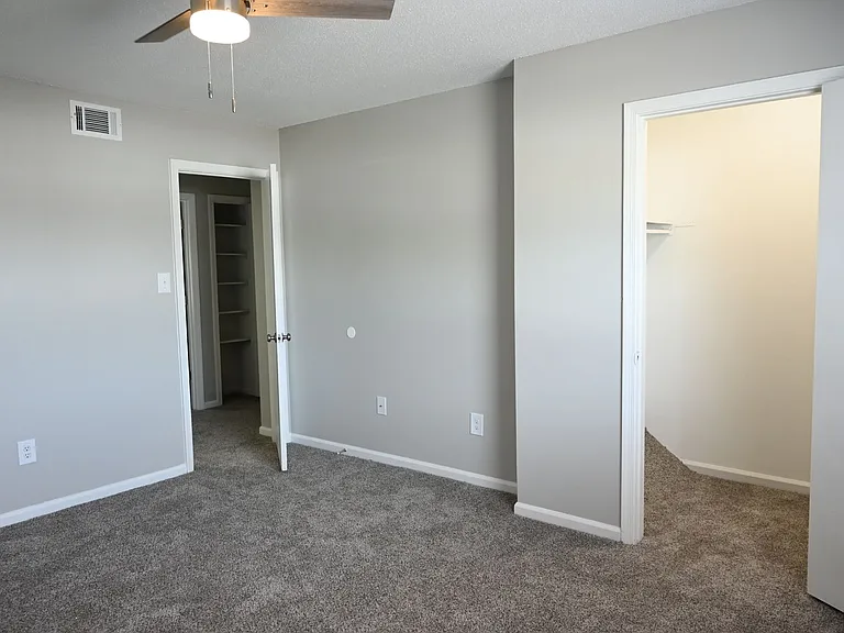 812 Fairview Dr — Photo 26