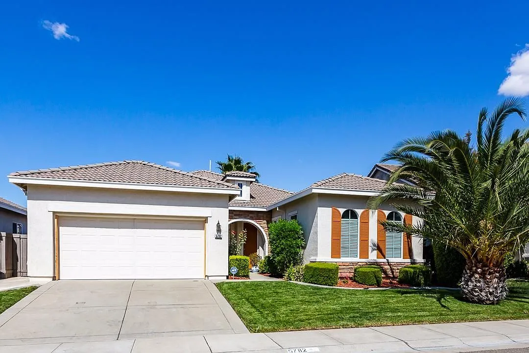 5782 Spenlow Way photo 1