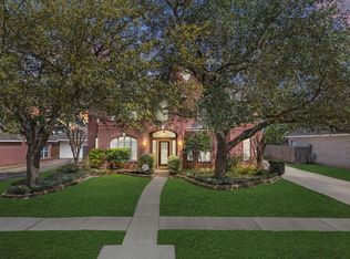 16818 Sandestine Dr, Houston, TX 77095