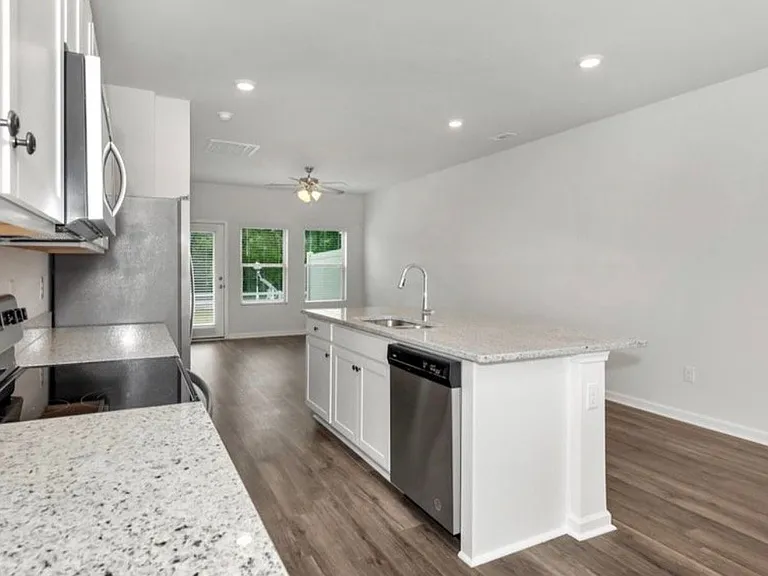 217 Bay Pine Dr — Photo 14