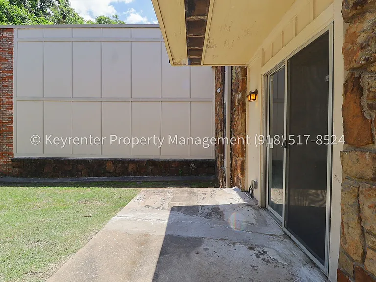 4318 E 67th St #571 — Photo 7