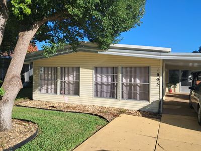 1005 Vermont Ave, Lady Lake, FL, 32159