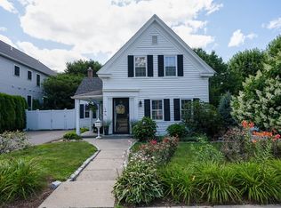 34 Grove St, Hopkinton, MA 01748