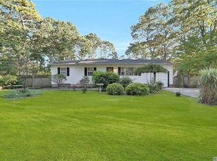 114 Washington Ave, Mastic Beach, NY 11951