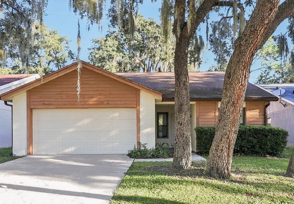1st image of 2526 Wrencrest Cir