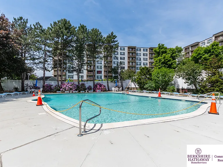 151 Coolidge Ave #303 — Photo 7