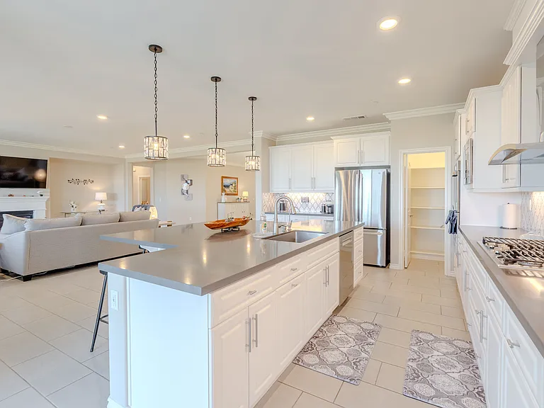 33850 Flood St — Photo 13