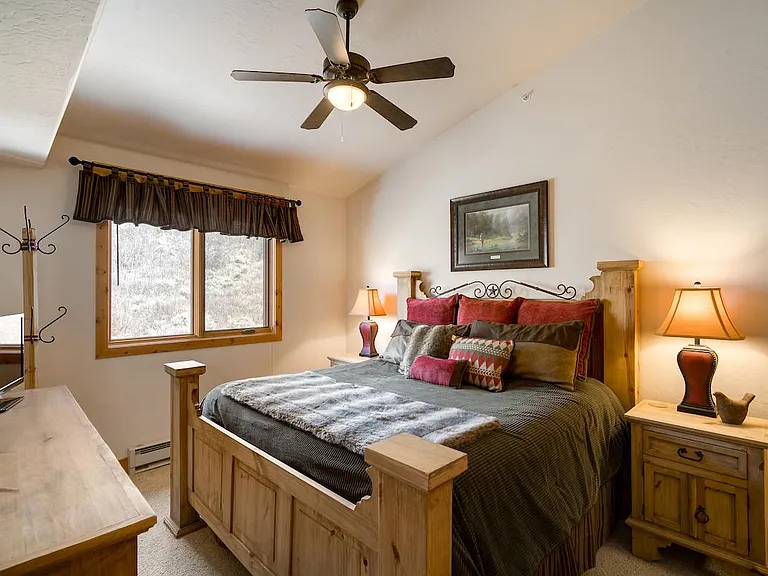580 Anglers Dr #302 — Photo 15