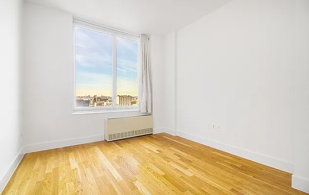 Rented by Mirador Real Estate | media 22